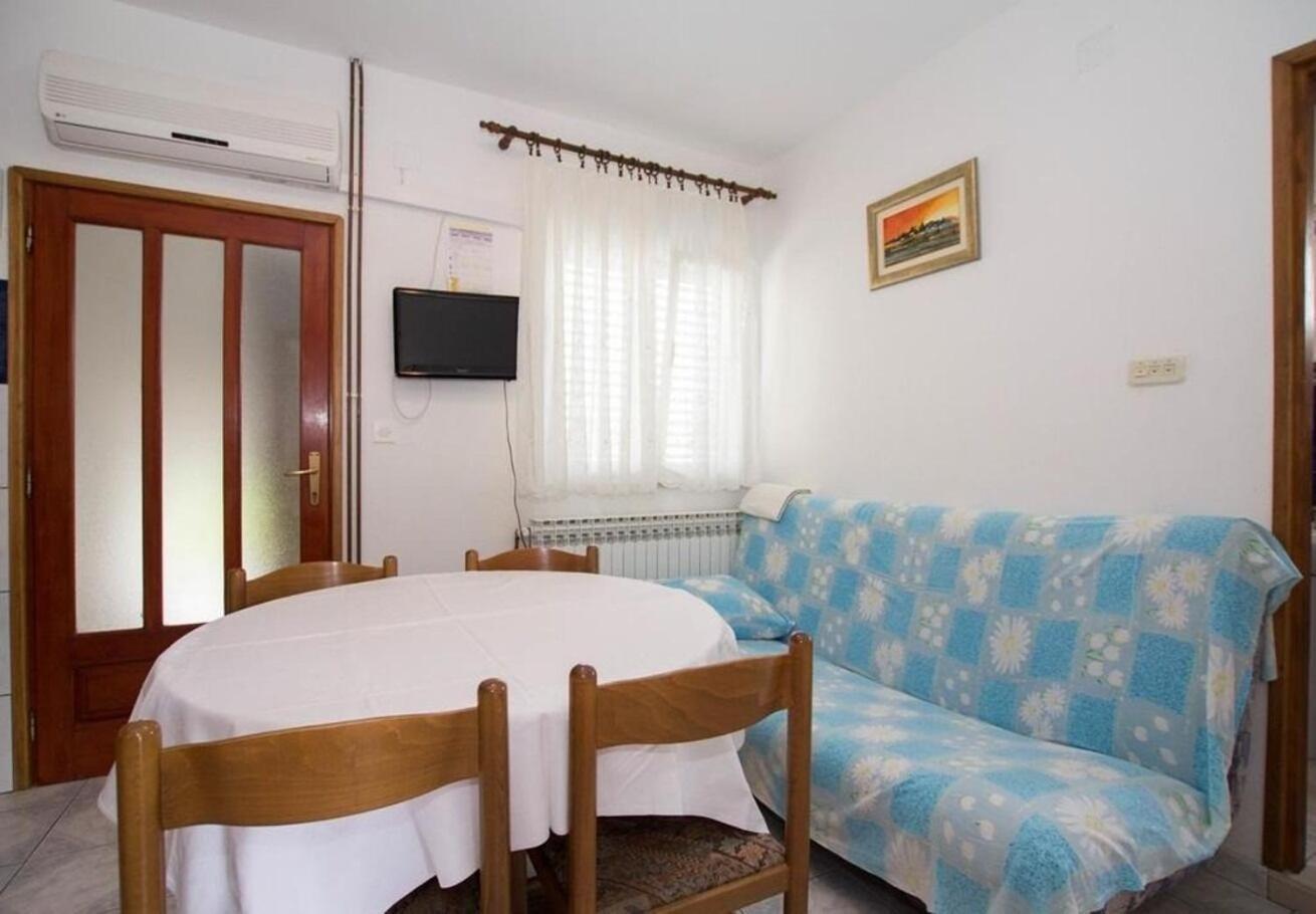 Apartments Juri Sucuraj Exterior photo